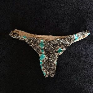 ‼️SOLD‼️ACACIA Thai Axel Bottoms